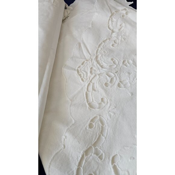 Pair of White Cutwork Embroidered Pillow Shams with Lace Trim 27" x 21" Envelope - Picture 3 of 9